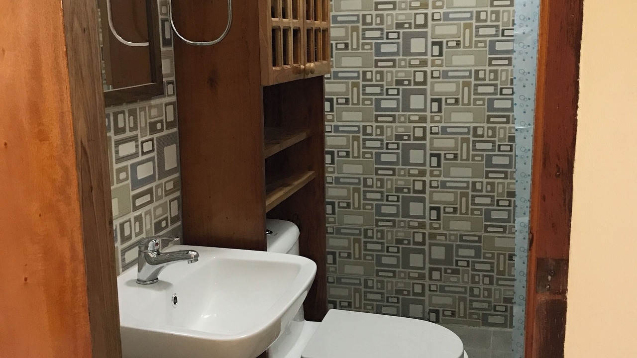 Photo of Bathroom in Basdiot