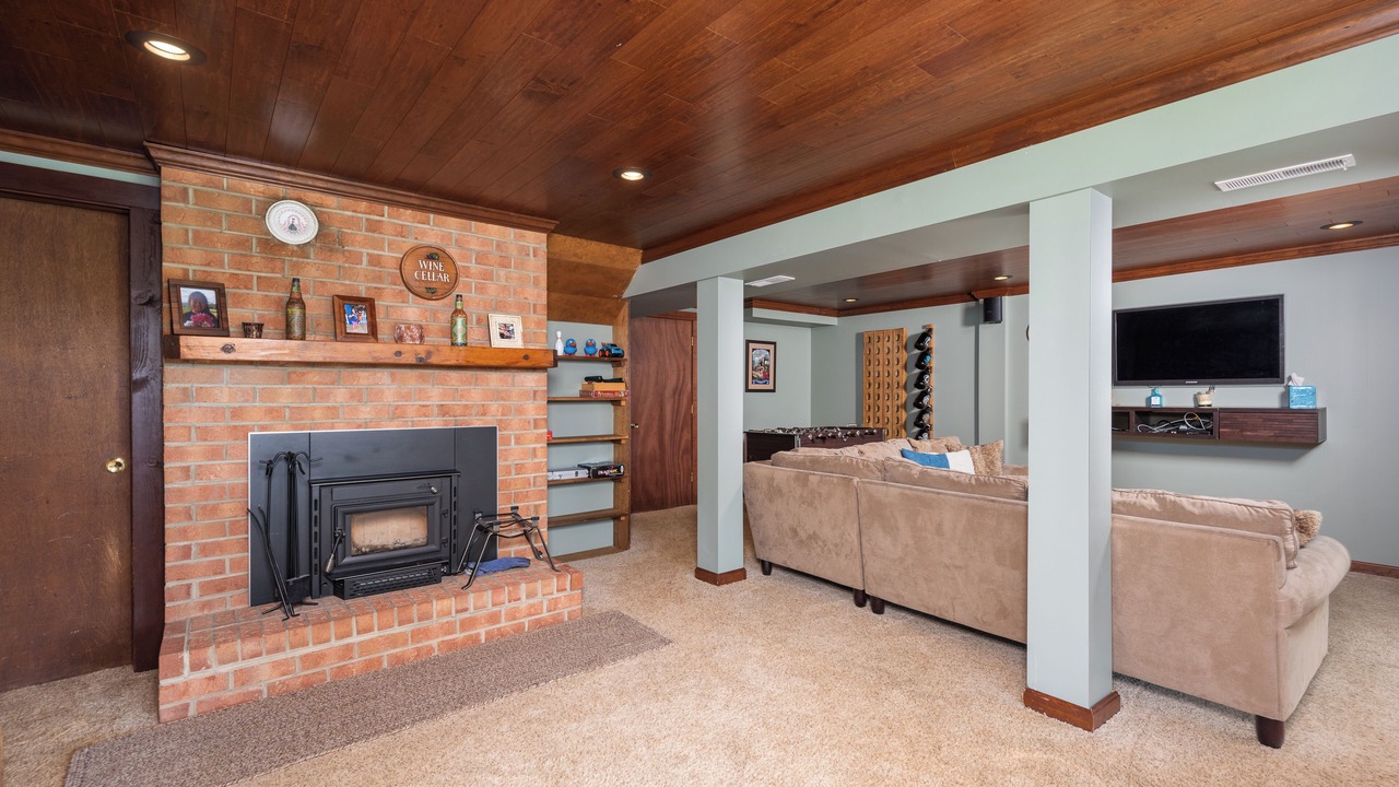 Photo of Livingroom in Lovingston