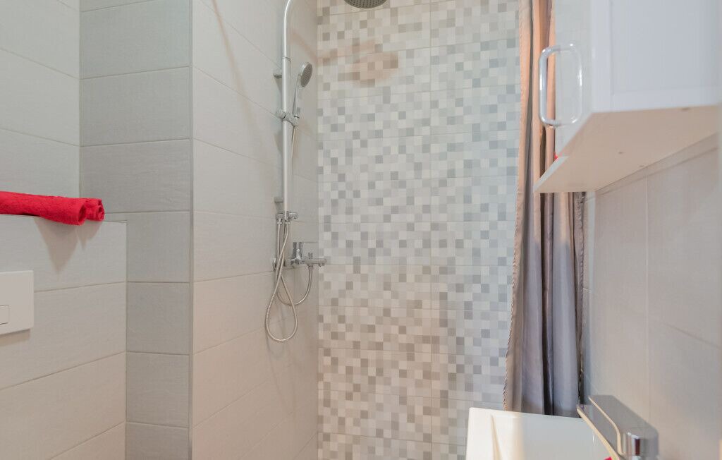 Photo of Bathroom in Grubine