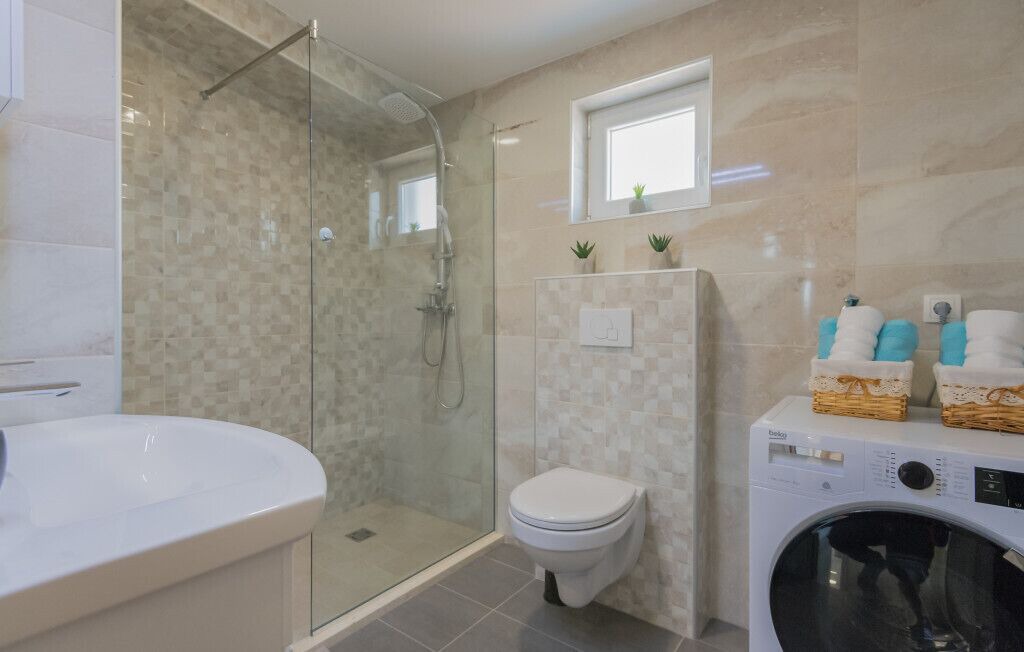 Photo of Bathroom in Grubine