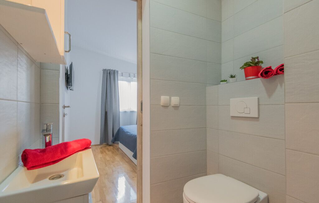 Photo of Bathroom in Grubine