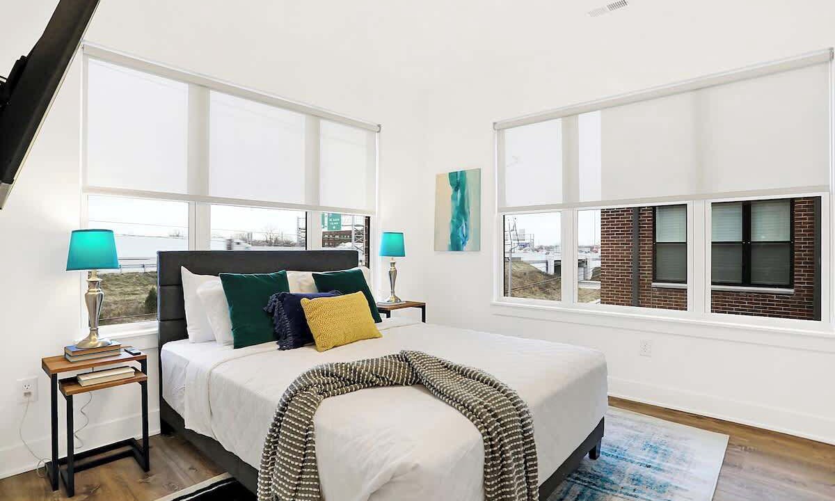 Photo of Bedroom in Lockerbie Square