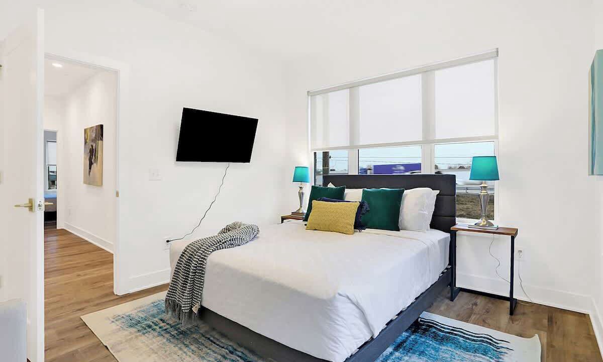 Photo of Bedroom in Lockerbie Square
