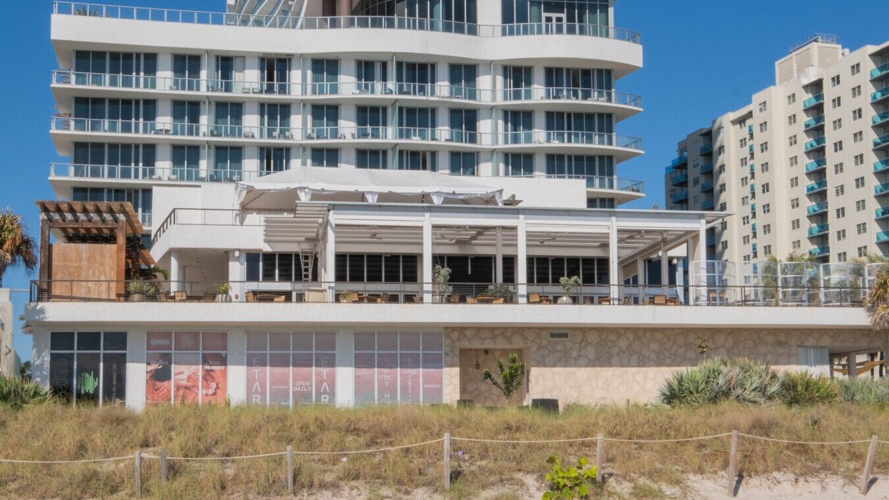 Photo of Outdoor in Hallandale Beach