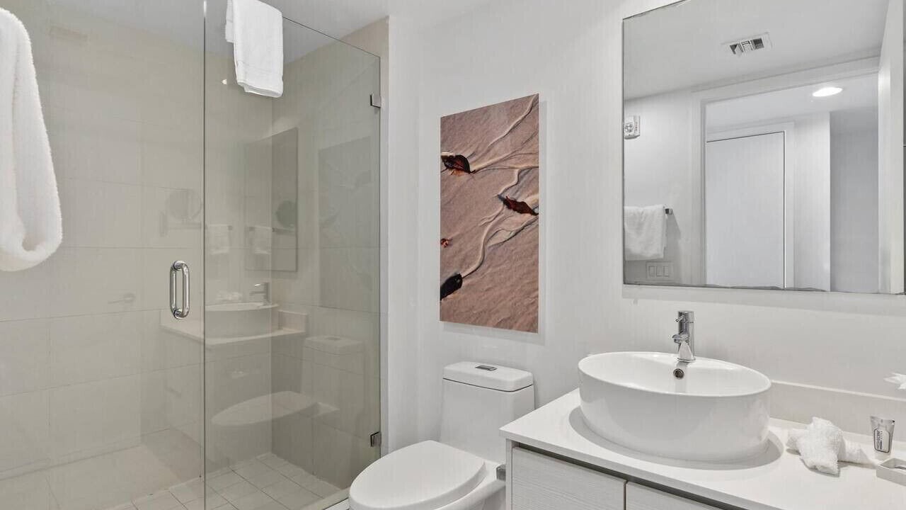 Photo of Bathroom in Hallandale Beach