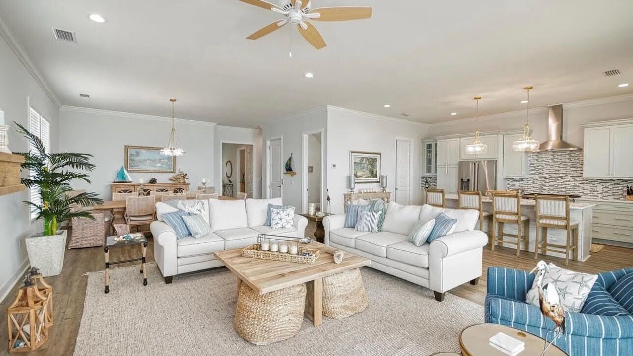 Photo of Livingroom in Alligator Point