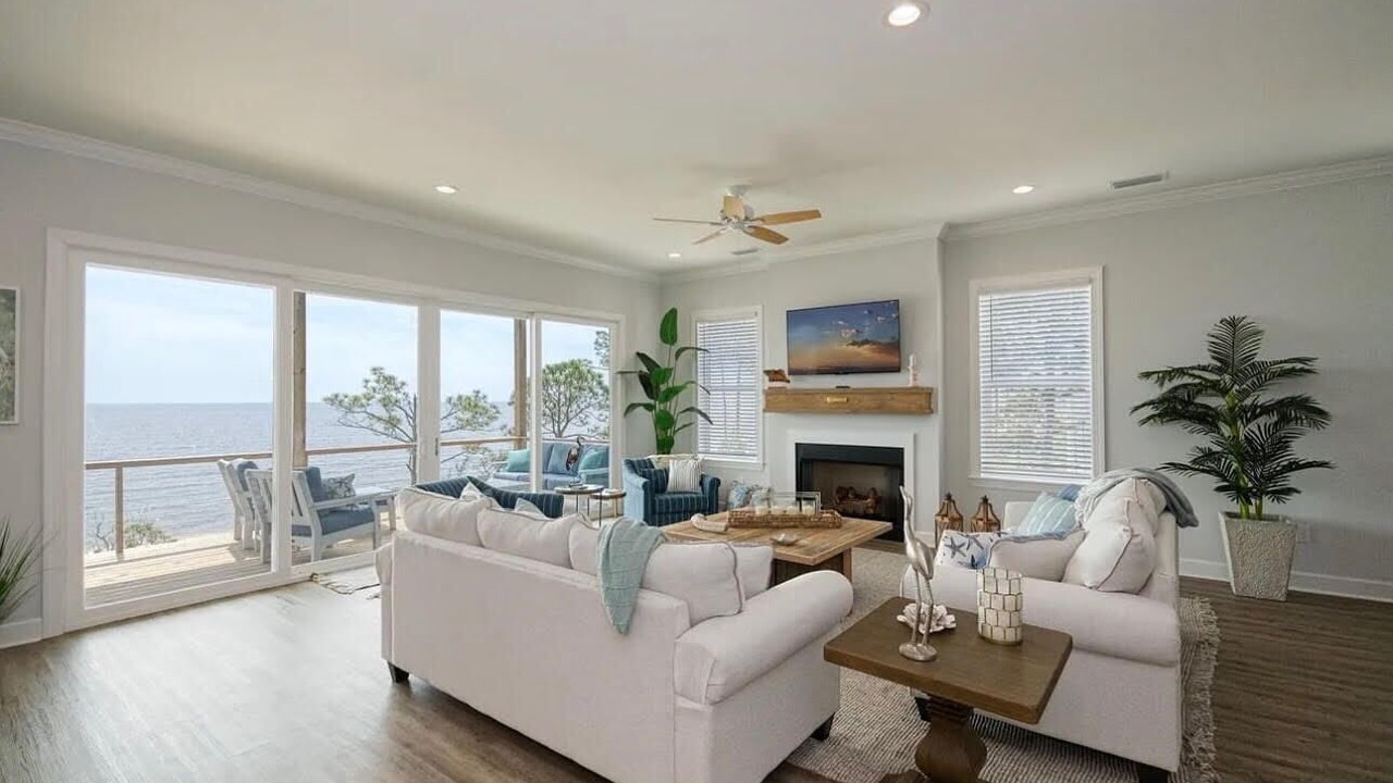 Photo of Livingroom in Alligator Point
