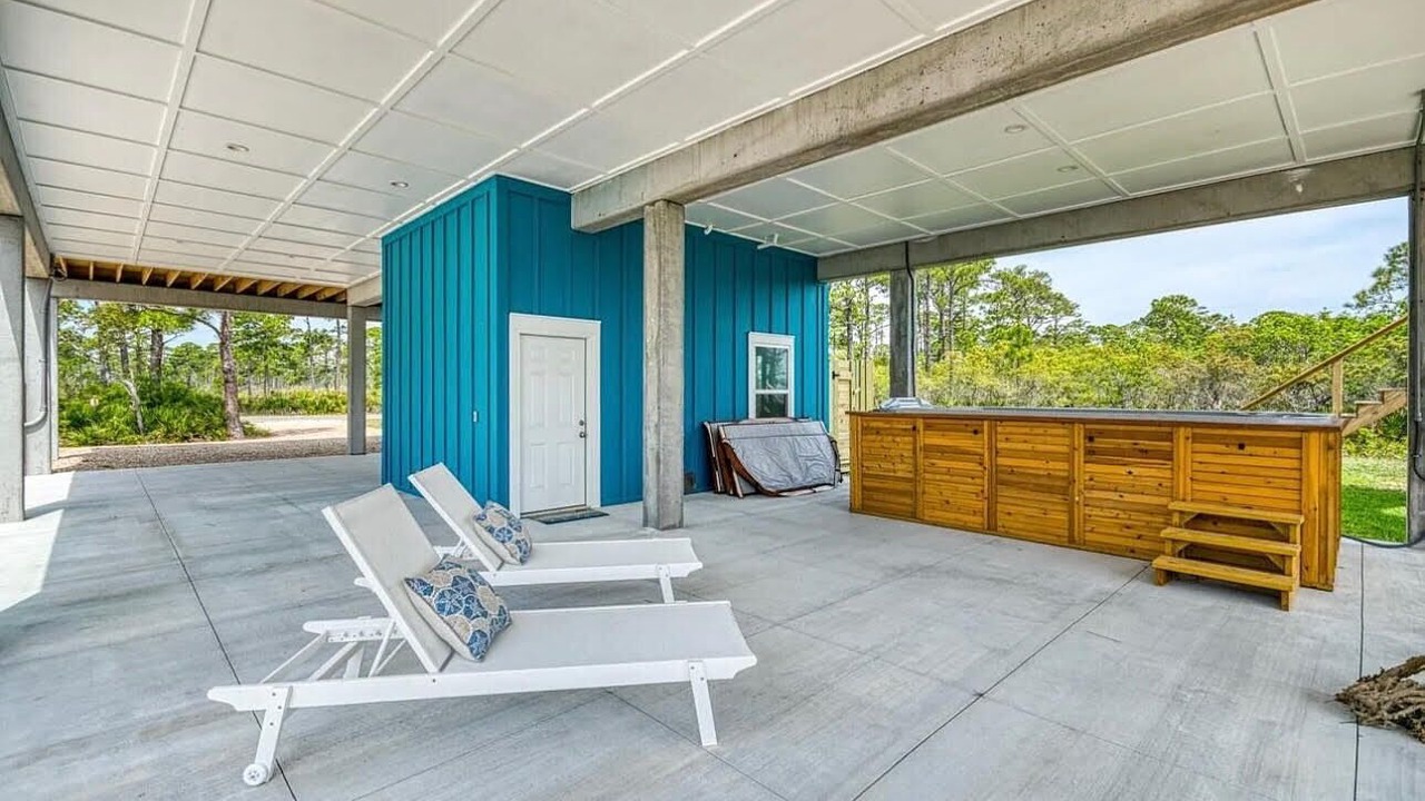 Photo of Patio Balcony in Alligator Point