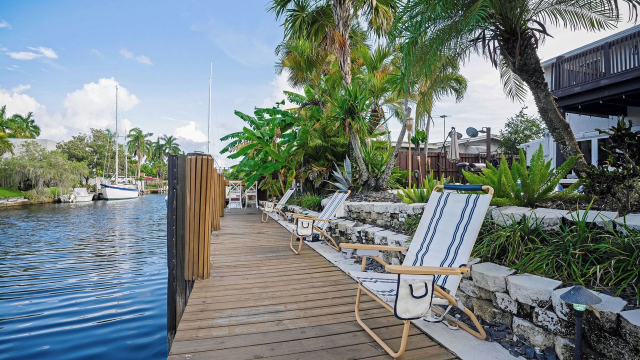 Photo of Patio Balcony in Lauderdale Isles
