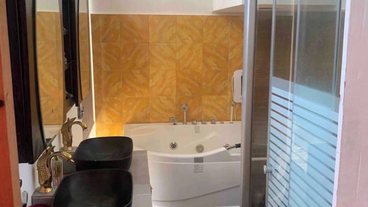 Photo of Bathroom in Macrohon