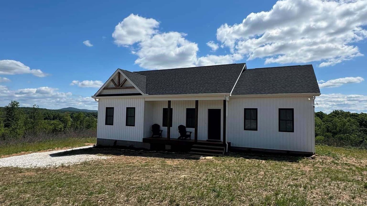 Photo of Outdoor in Piney Mountain