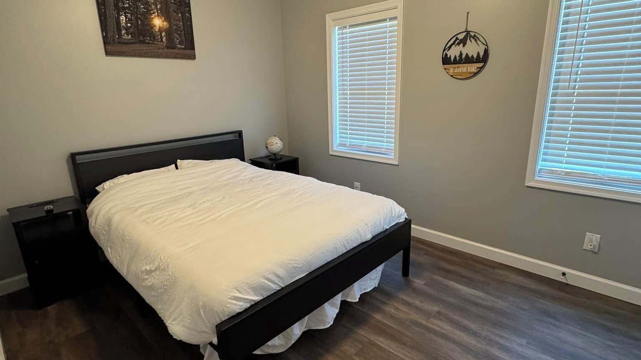 Photo of Bedroom in Piney Mountain