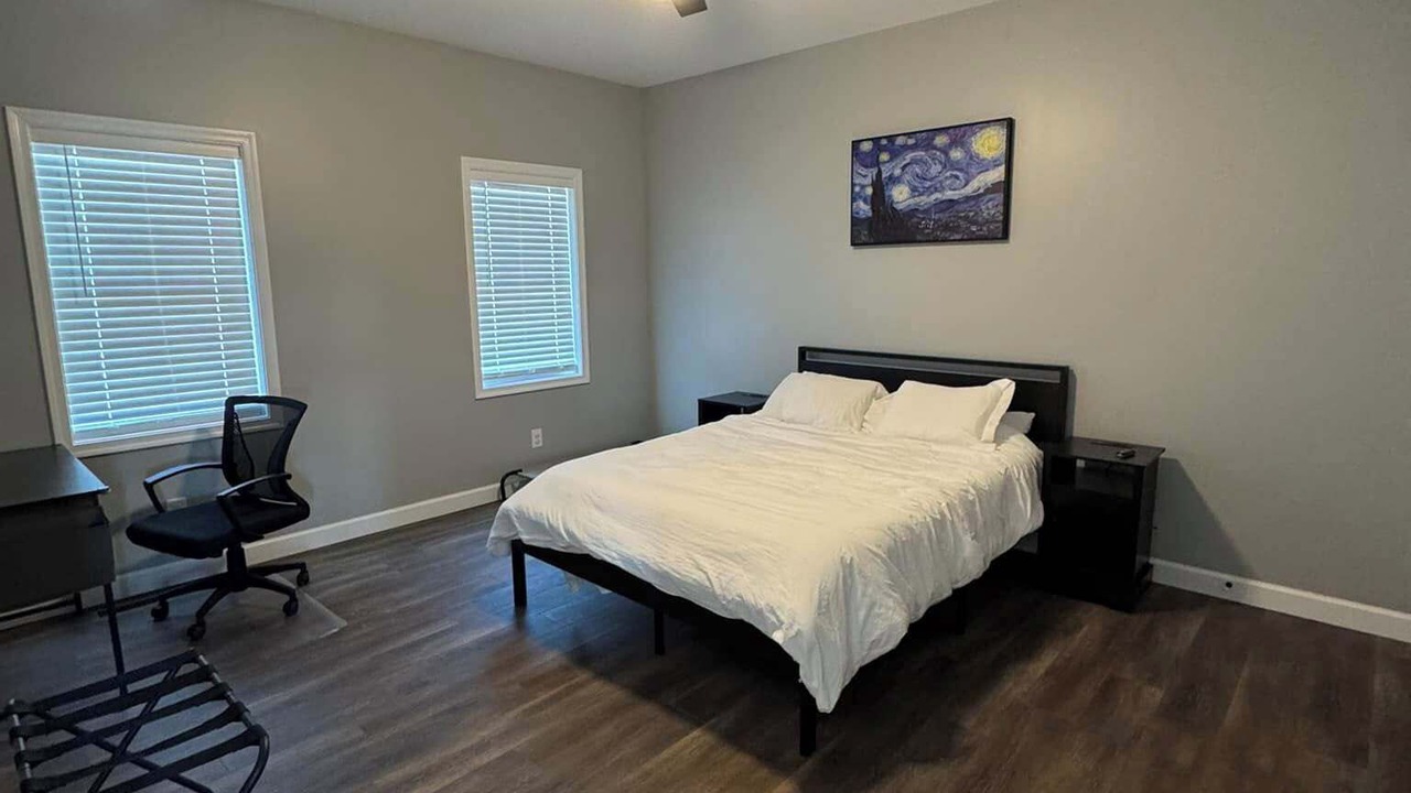 Photo of Bedroom in Piney Mountain