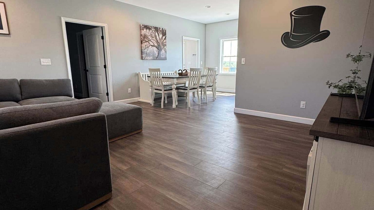Photo of Livingroom in Piney Mountain