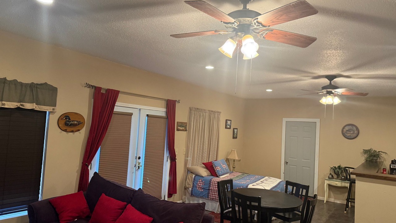 Photo of Livingroom in Donalsonville