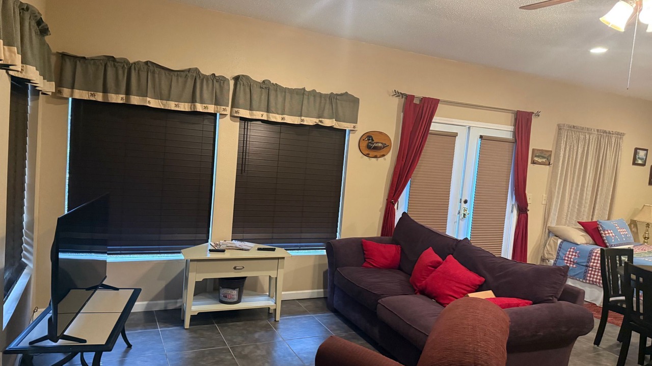 Photo of Livingroom in Donalsonville