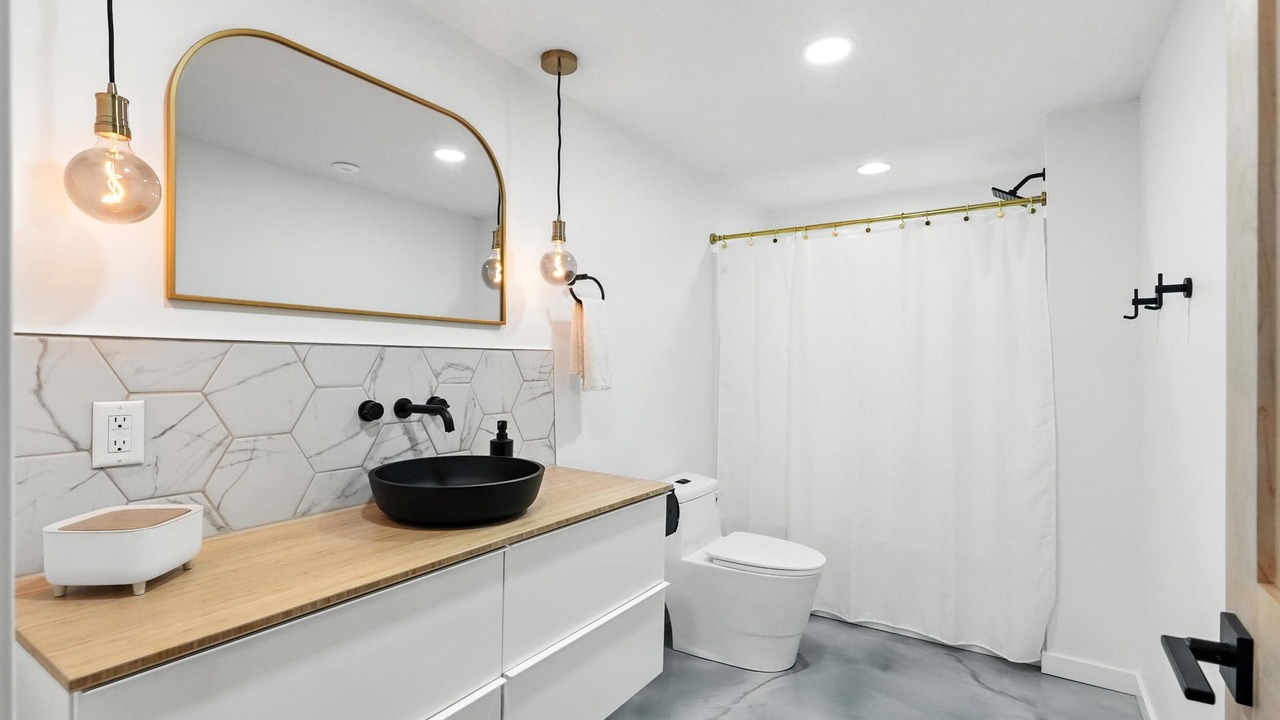 Photo of Bathroom in Fremont
