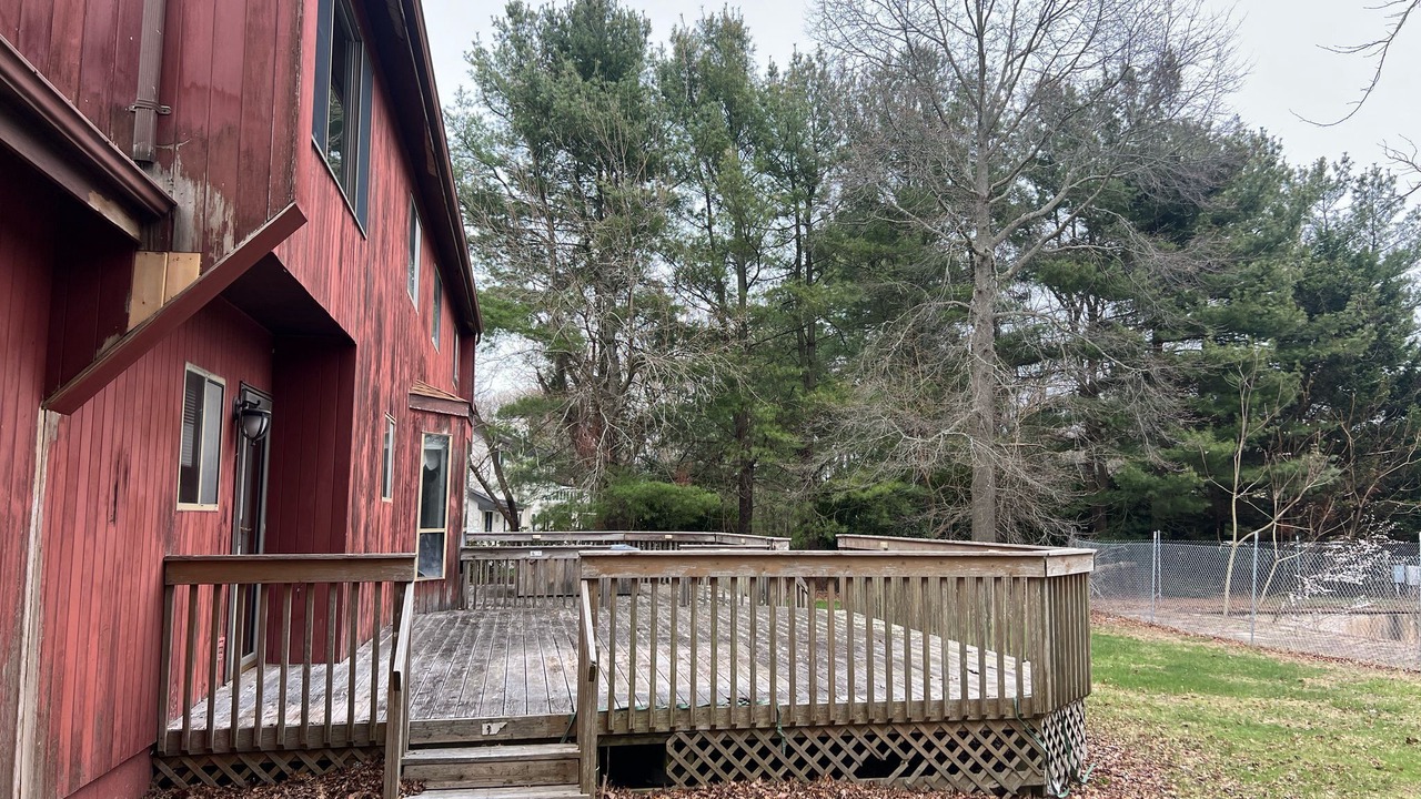 Photo of Patio Balcony in East Setauket