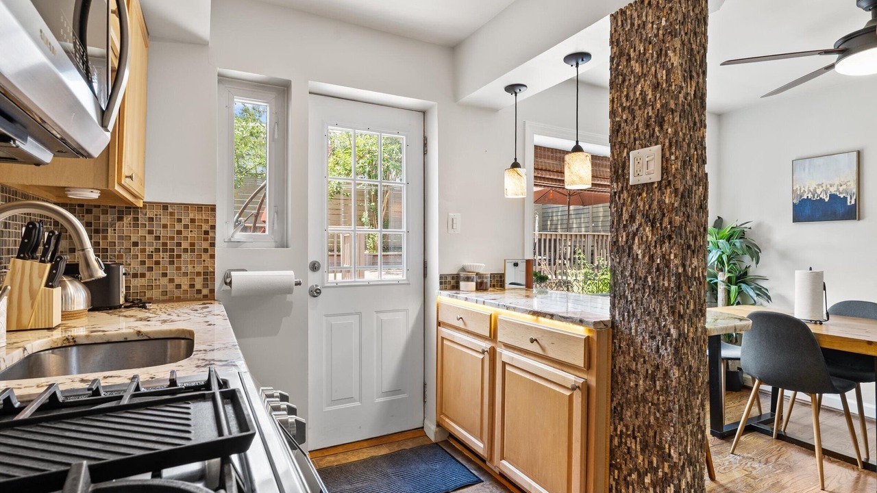 Photo of Kitchen in Aurora Highlands