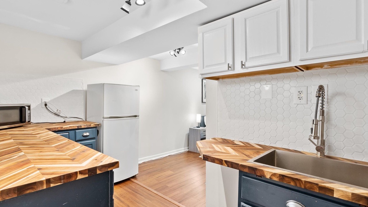 Photo of Kitchen in Aurora Highlands