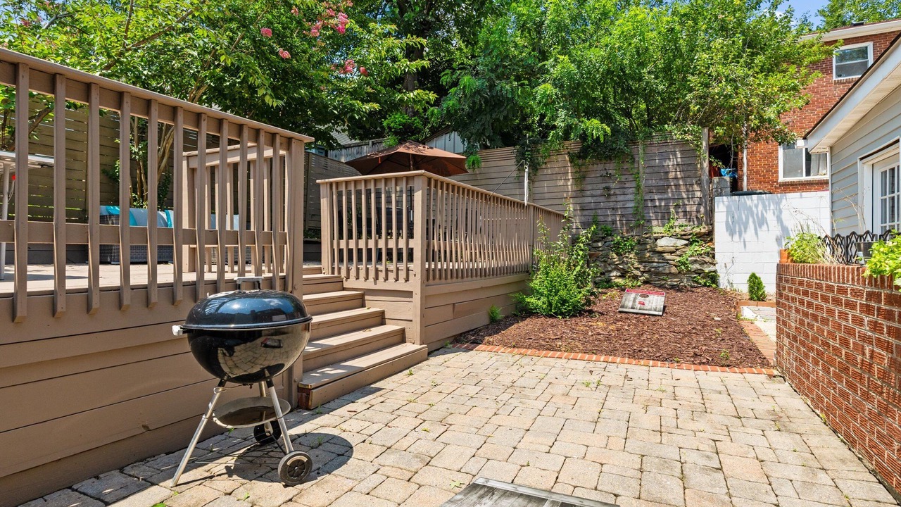 Photo of Patio Balcony in Aurora Highlands