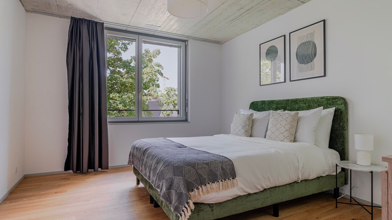 Photo of Bedroom in Center