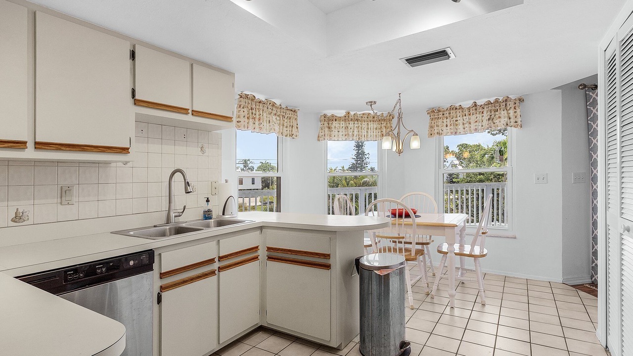 Photo of Kitchen in Bokeelia