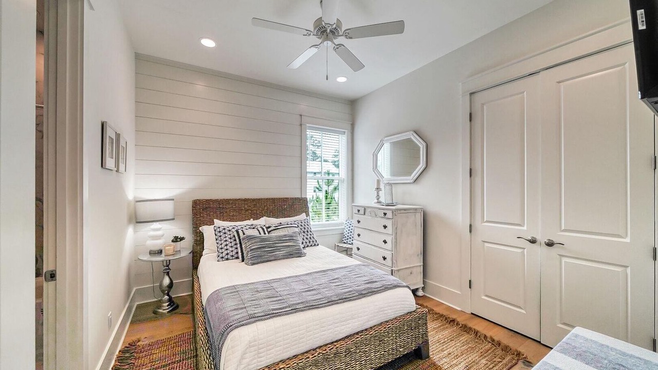 Photo of Bedroom in Treetop