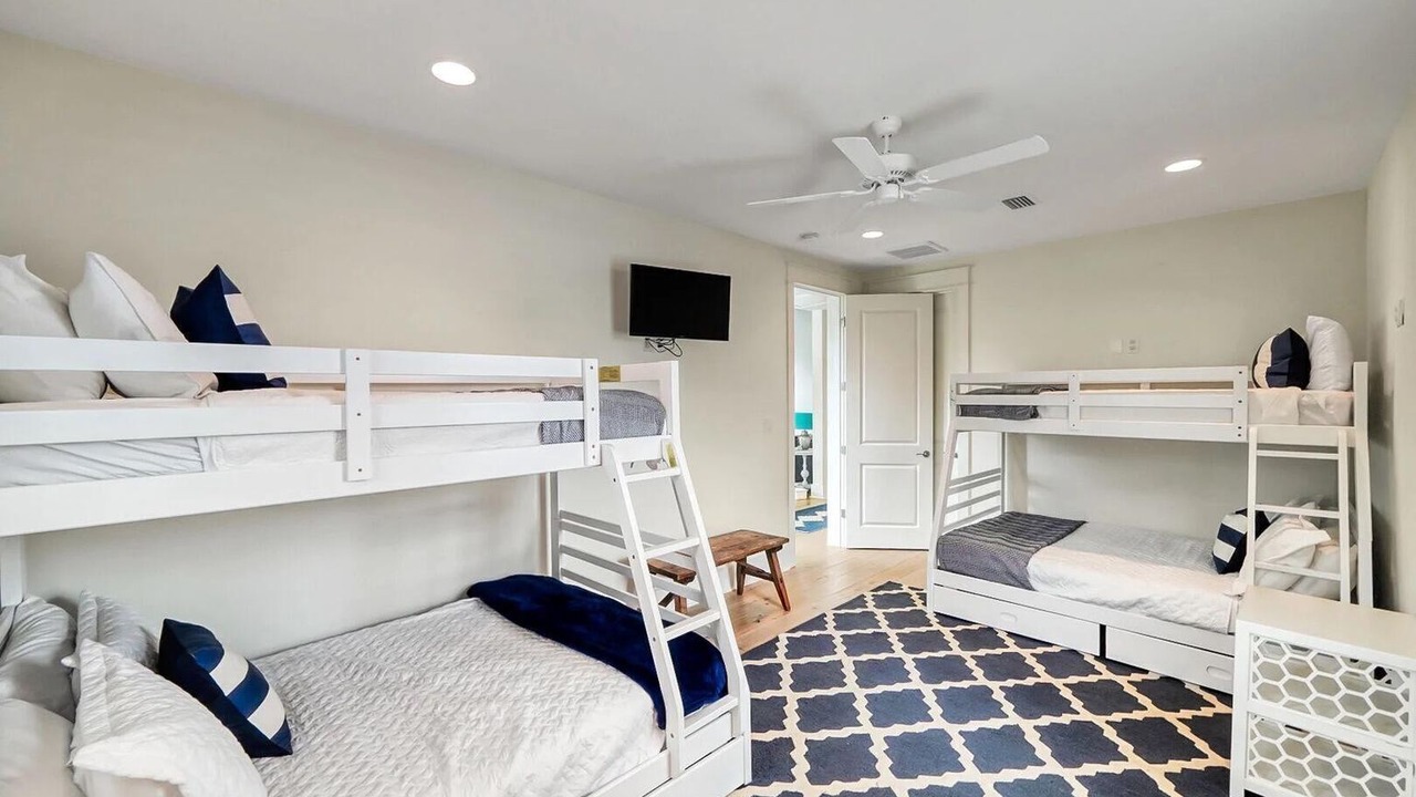 Photo of Bedroom in Treetop