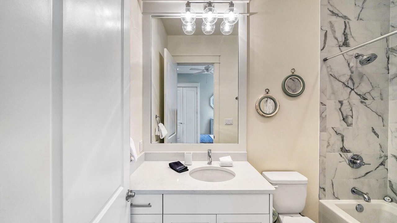 Photo of Bathroom in Treetop