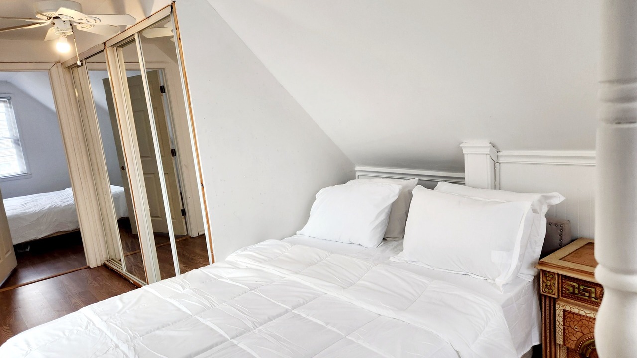 Photo of Bedroom in Dix Hills