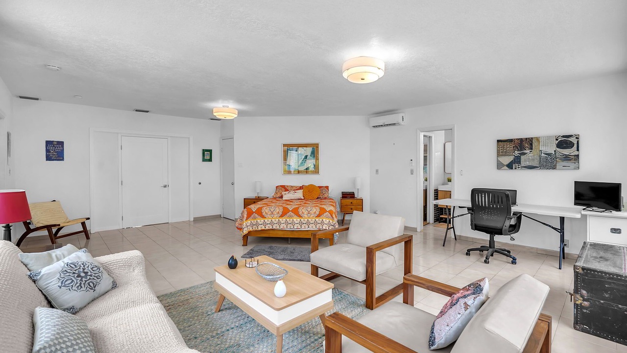 Photo of Bedroom in The Roads