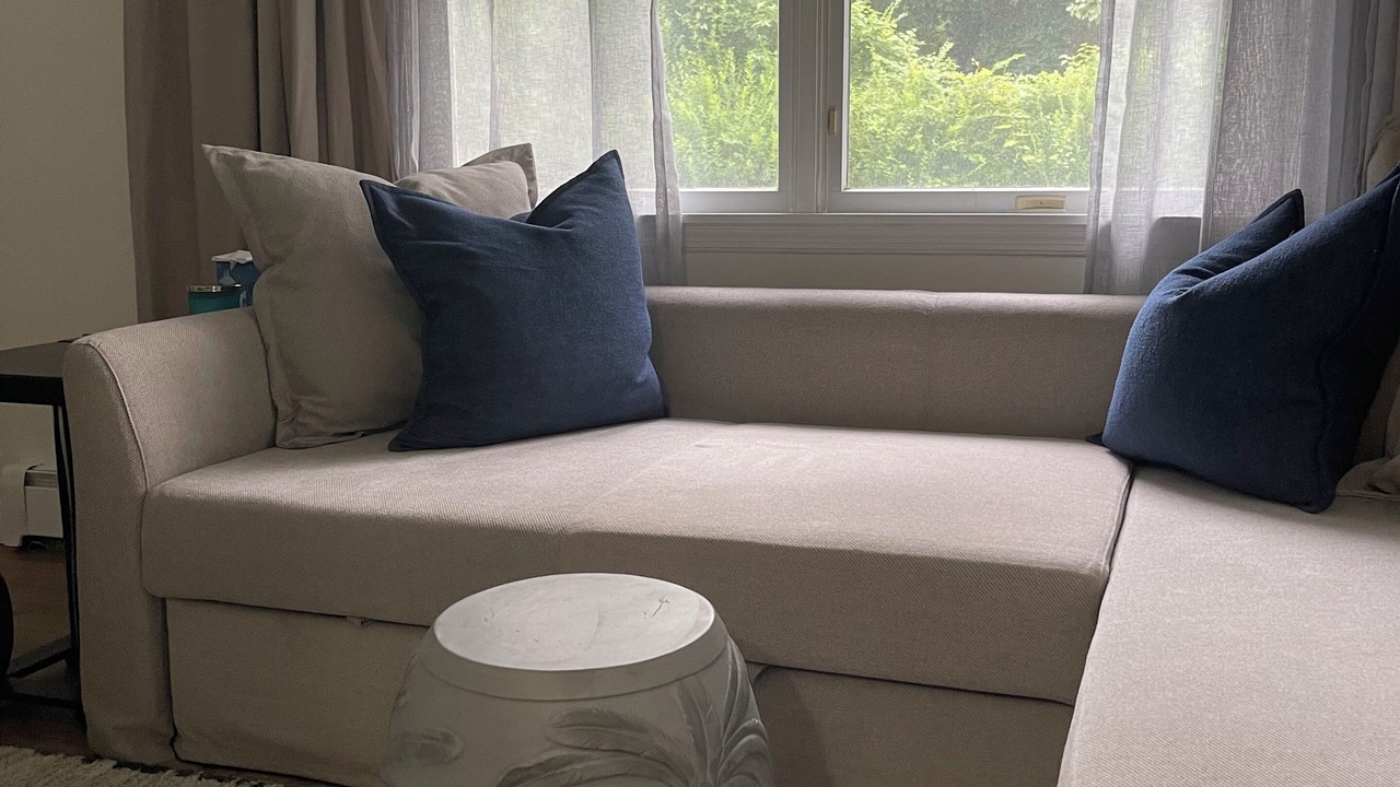 Photo of Livingroom in Stony Brook