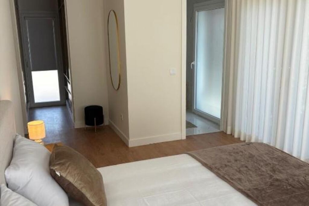 Photo of Bedroom in Corroios