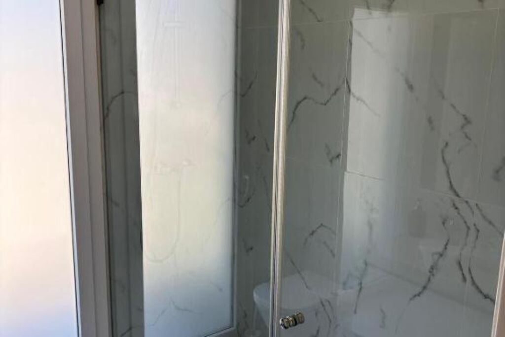 Photo of Bathroom in Corroios