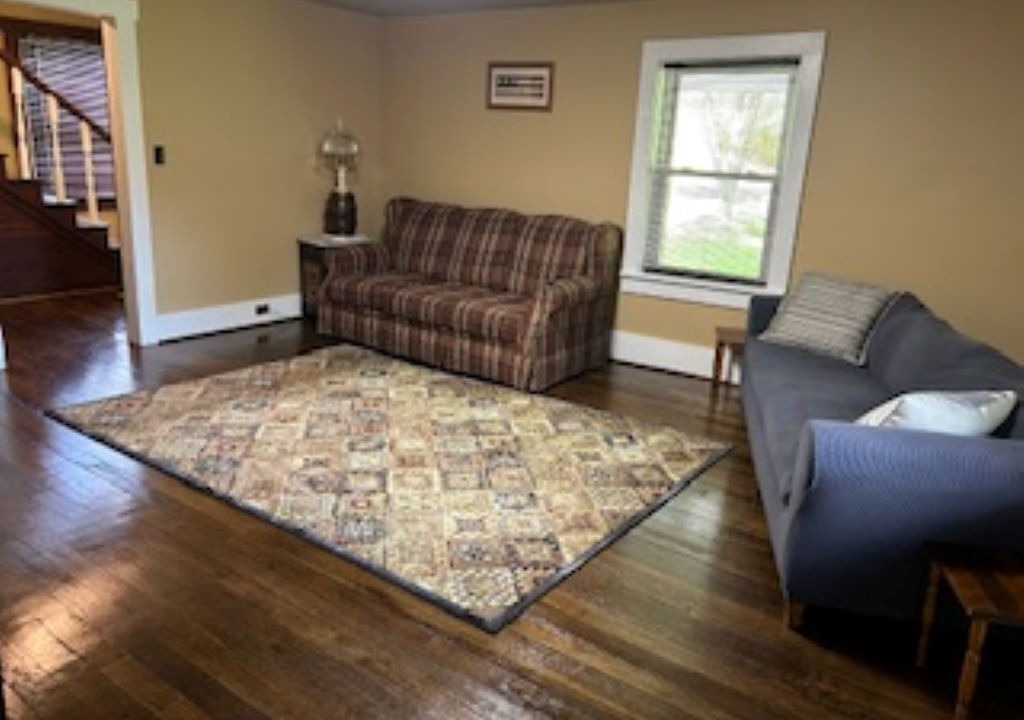 Photo of Livingroom in Simmonsville