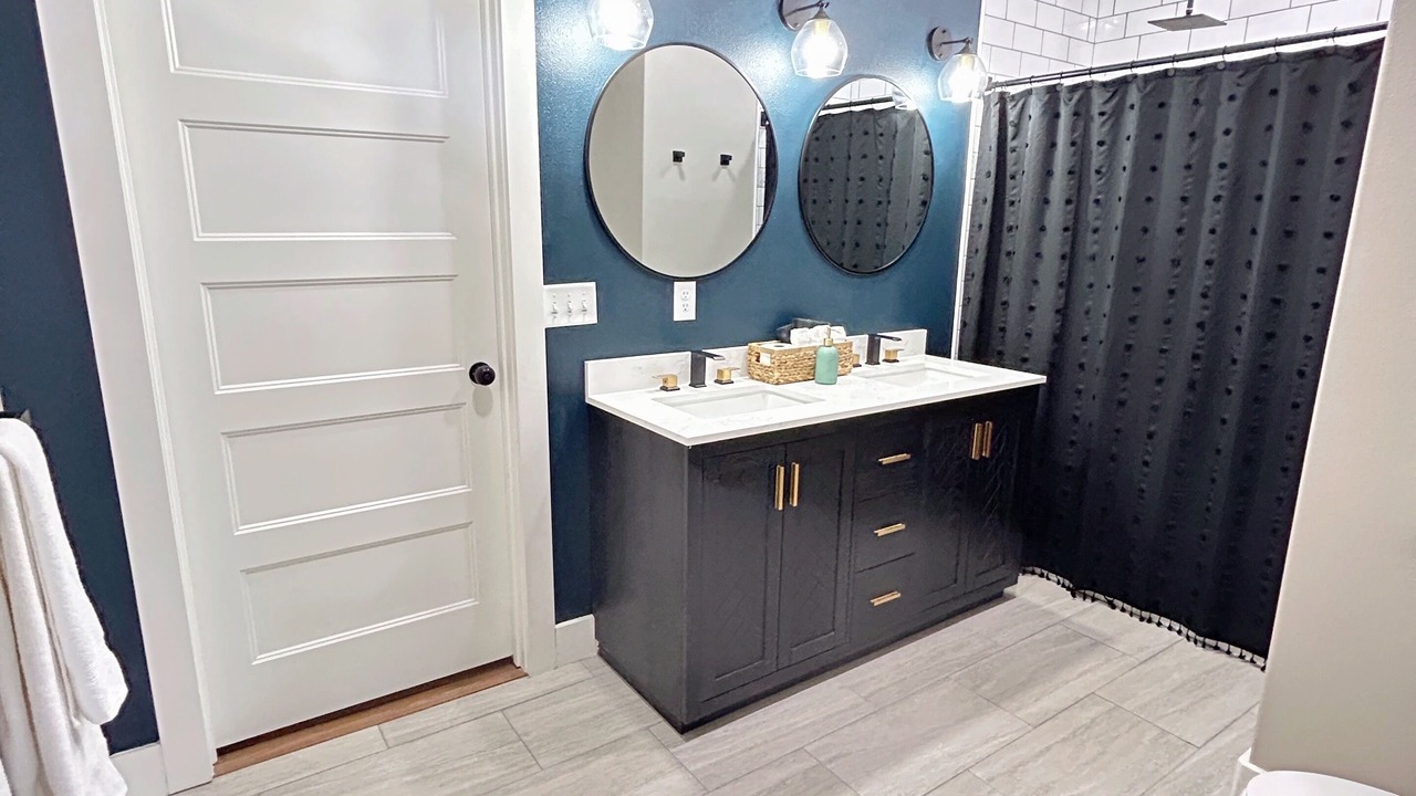 Photo of Bathroom in Live Oak