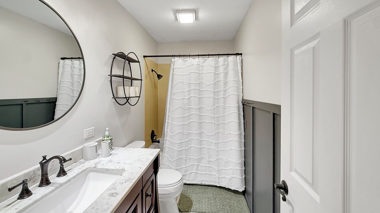 Photo of Bathroom in Murray