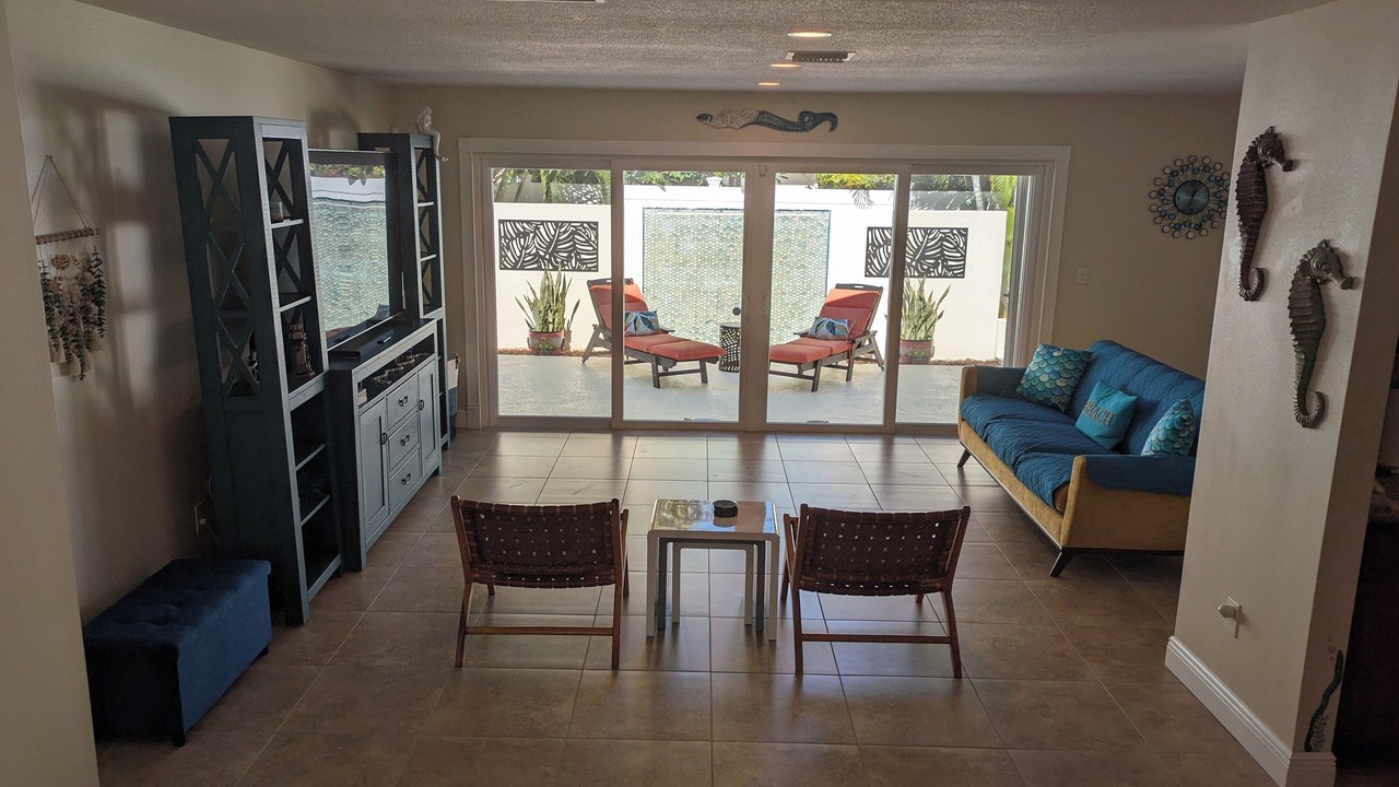 Photo of Livingroom in Venetian Way