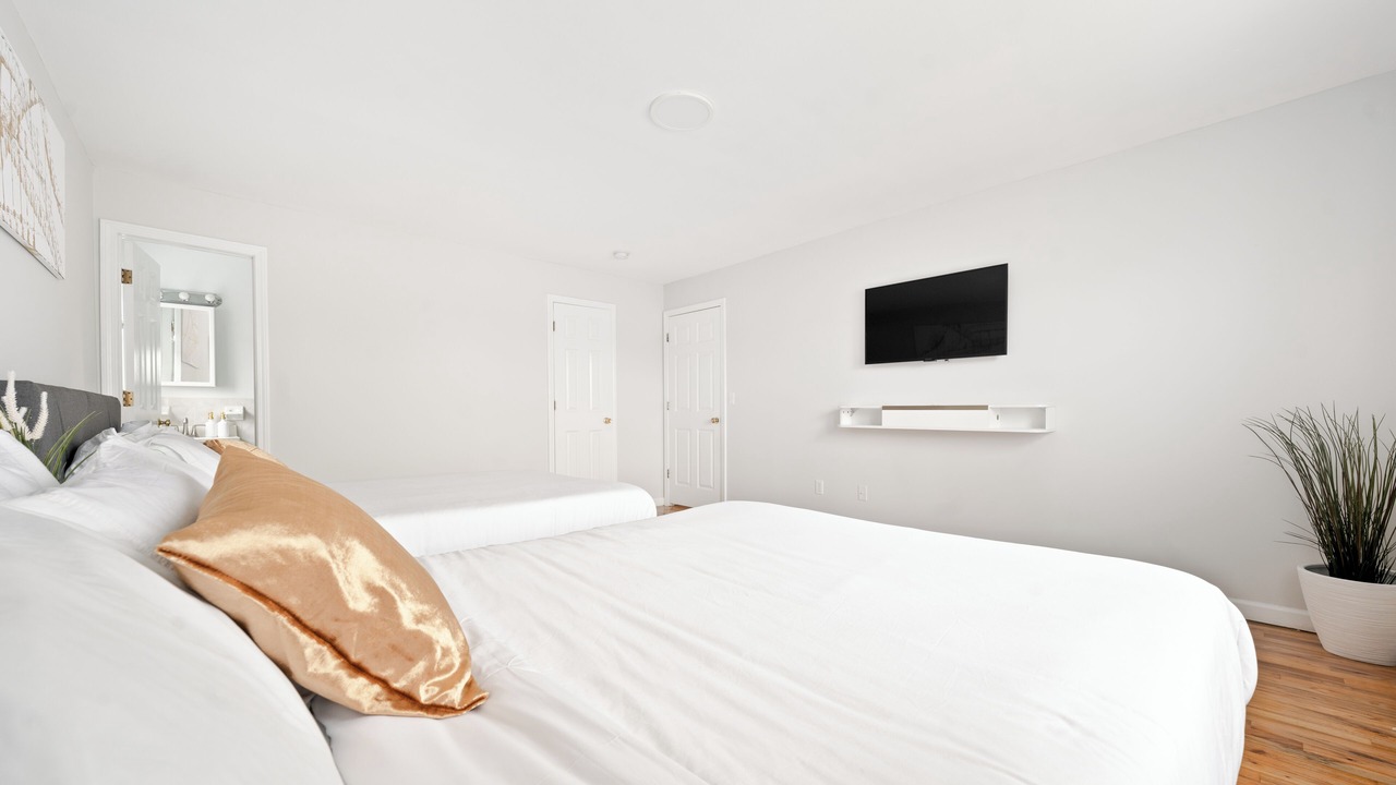 Photo of Bedroom in Southeast Yonkers