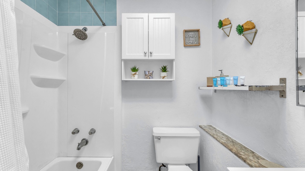 Photo of Bathroom in Biscayne Park