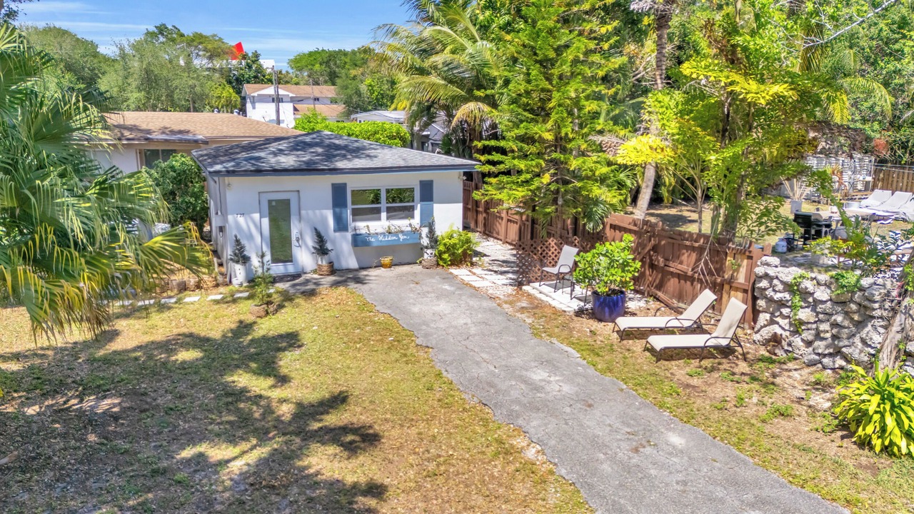 Photo of Outdoor in Biscayne Park