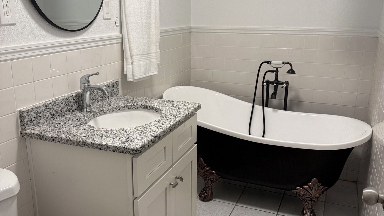 Photo of Bathroom in Old Homosassa