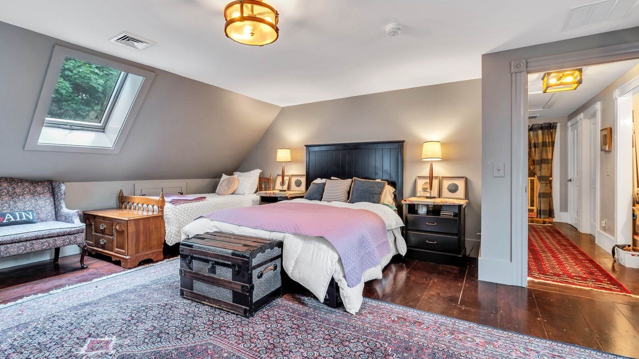 Photo of Bedroom in Teaticket
