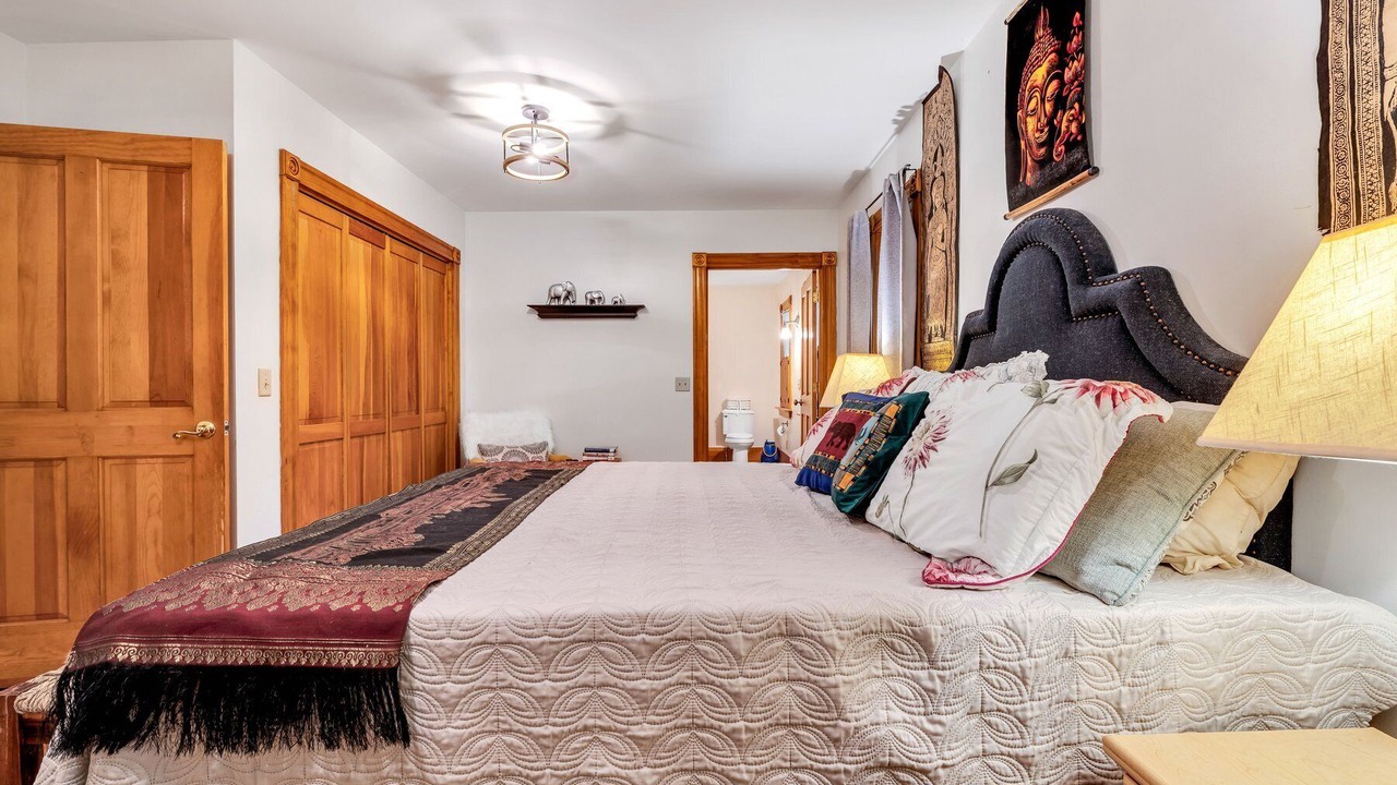 Photo of Bedroom in Teaticket