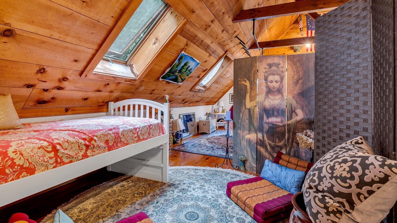 Photo of Bedroom in Teaticket