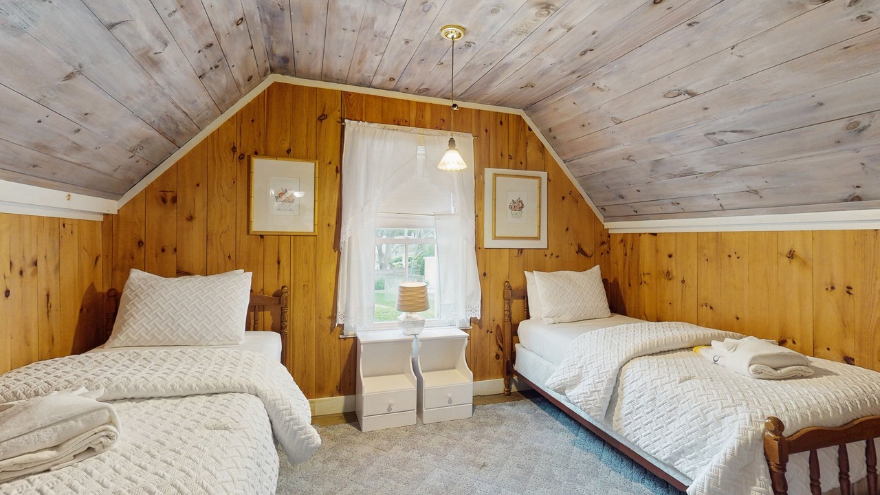Photo of Bedroom in East Chop