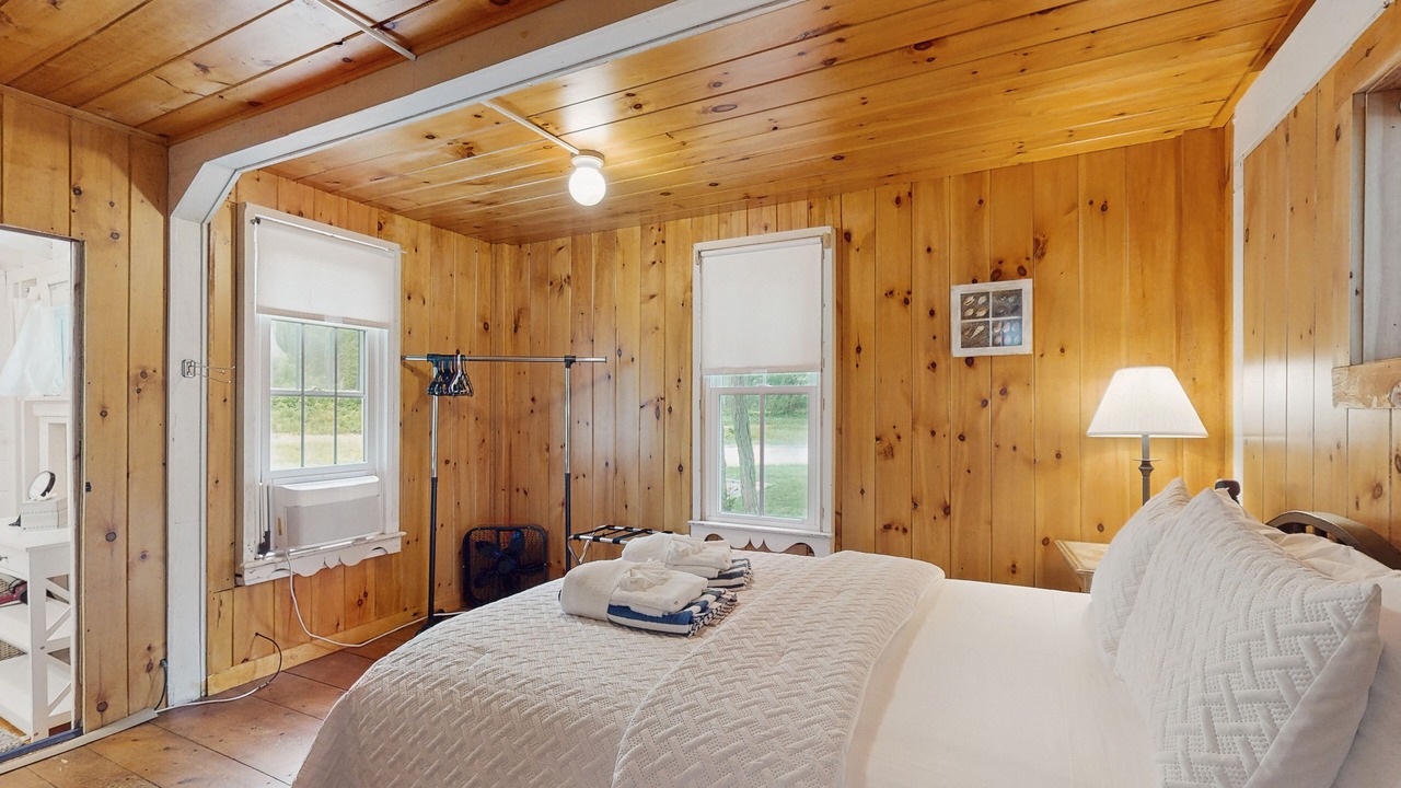 Photo of Bedroom in East Chop
