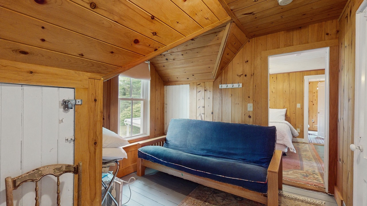 Photo of Livingroom in East Chop