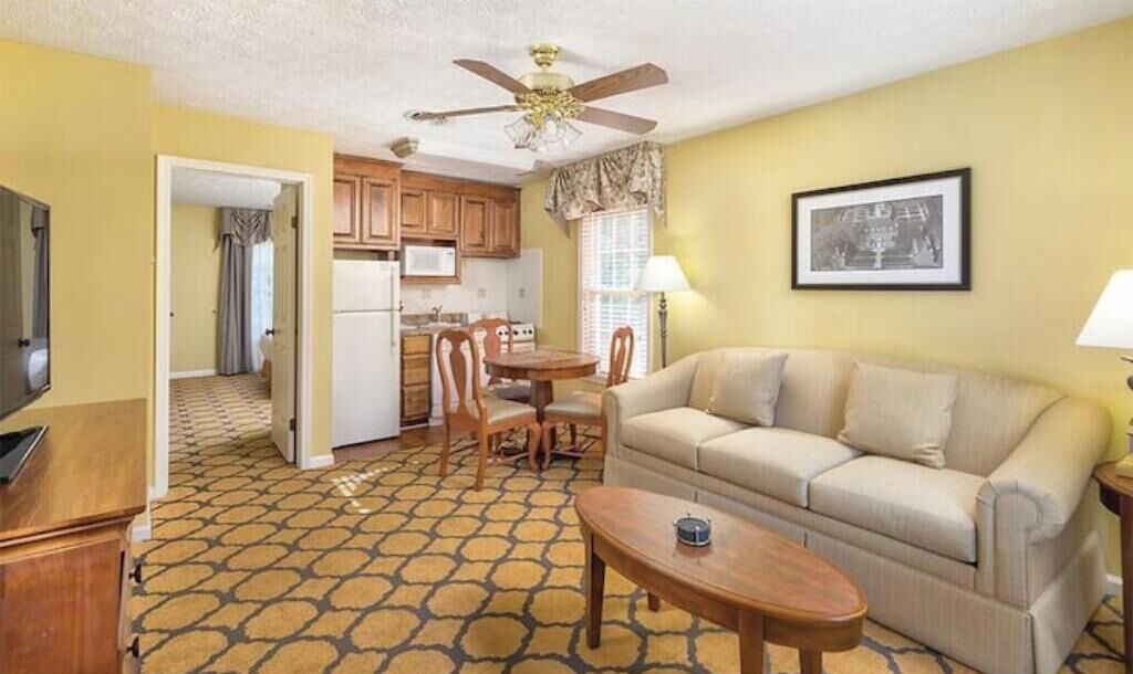 Photo of Livingroom in Williamsburg